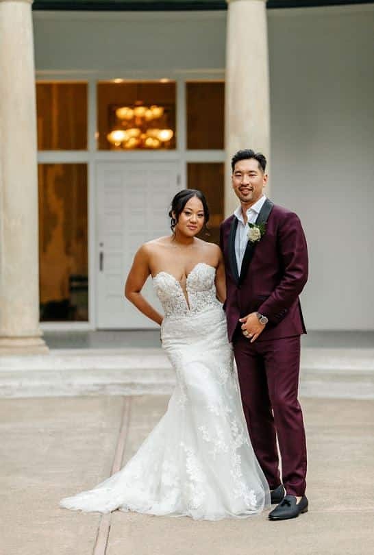 couple in wedding photoshoot